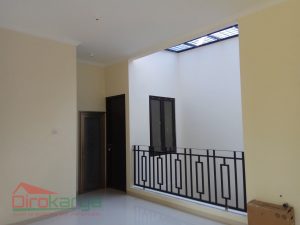 bangun rumah tinggal 2 lantai