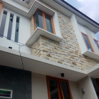 rumah puncak buring